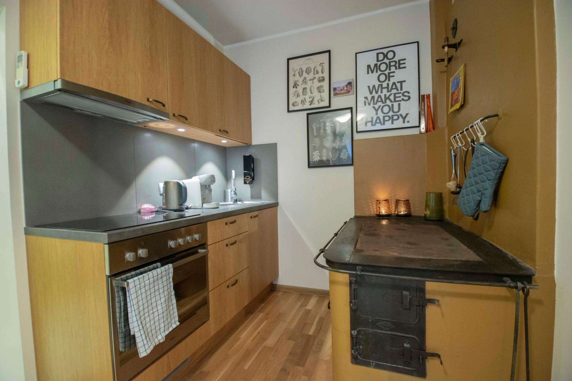 Karlovaidyll 7 - Homey Apartment With Free Parking! Tartu Exterior photo